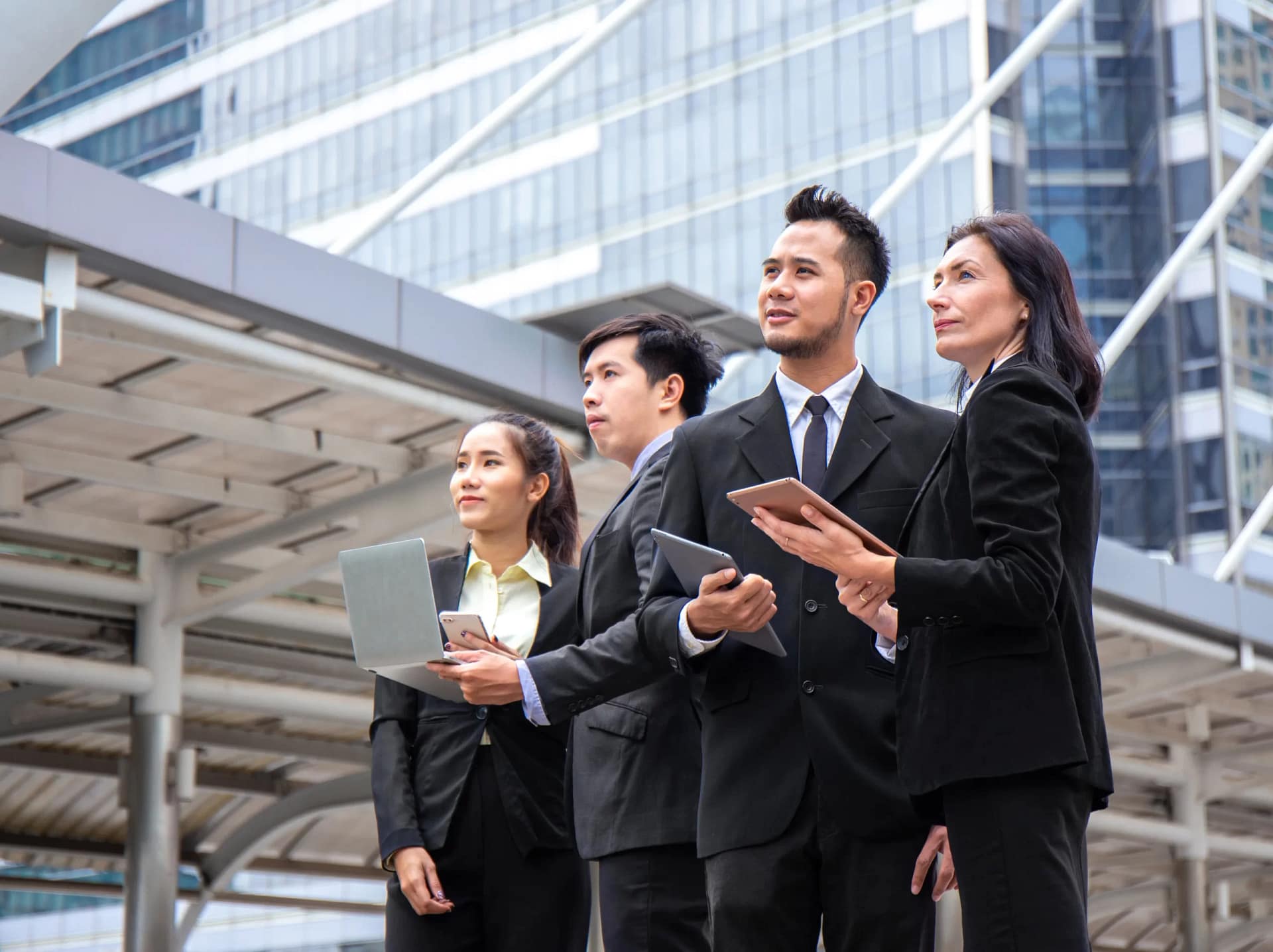 Essential Skills Every Real Estate Agent Needs to Succeed - LTD Scale